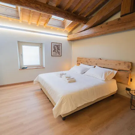 Corte Bonfiglio Colombari 3*