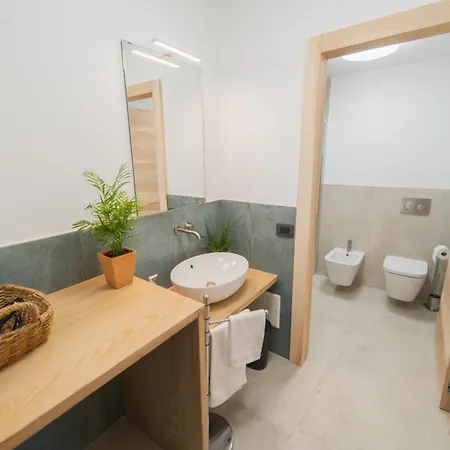 Corte Bonfiglio Colombari 3*