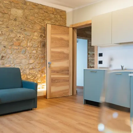 Corte Bonfiglio Colombari Bed & Breakfast 3*