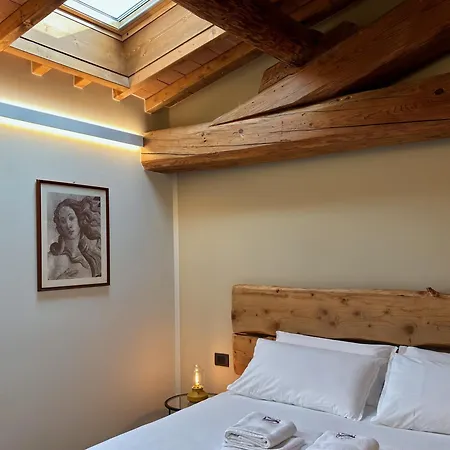 Bed & Breakfast Corte Bonfiglio Colombari 3*