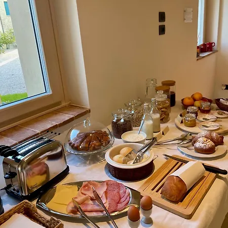 Corte Bonfiglio Colombari Frühstückspension