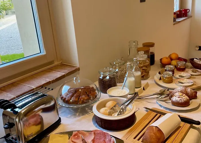 Corte Bonfiglio Colombari Bed & Breakfast